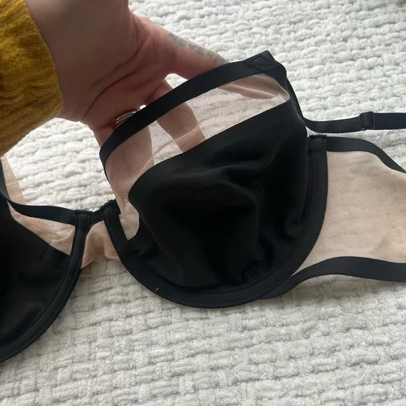 Victoria’s Secret bra - Picture 2 of 6